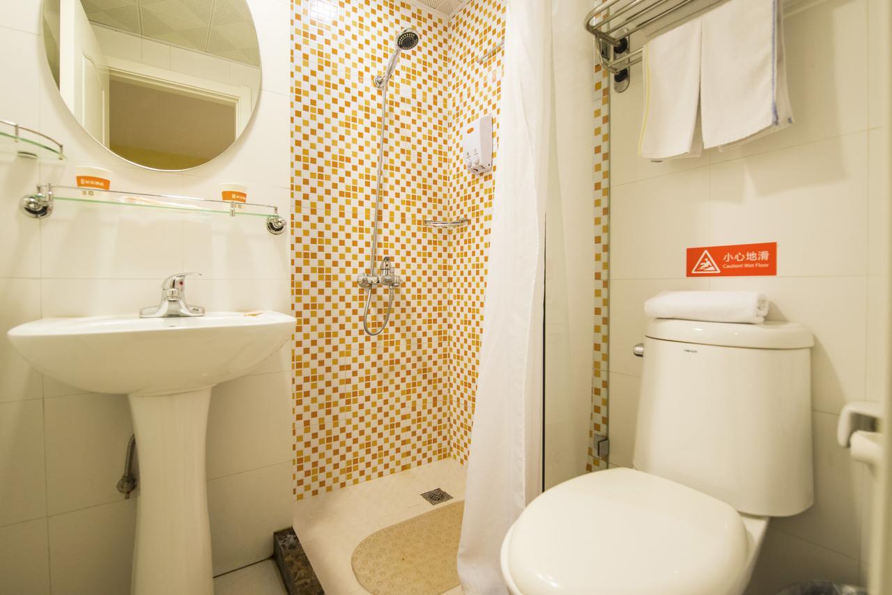 Home Inn Shanghai Lujiabang Road Metro Station エクステリア 写真